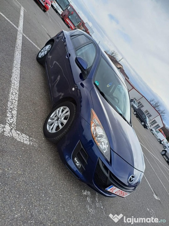Mazda 3 - an 2010