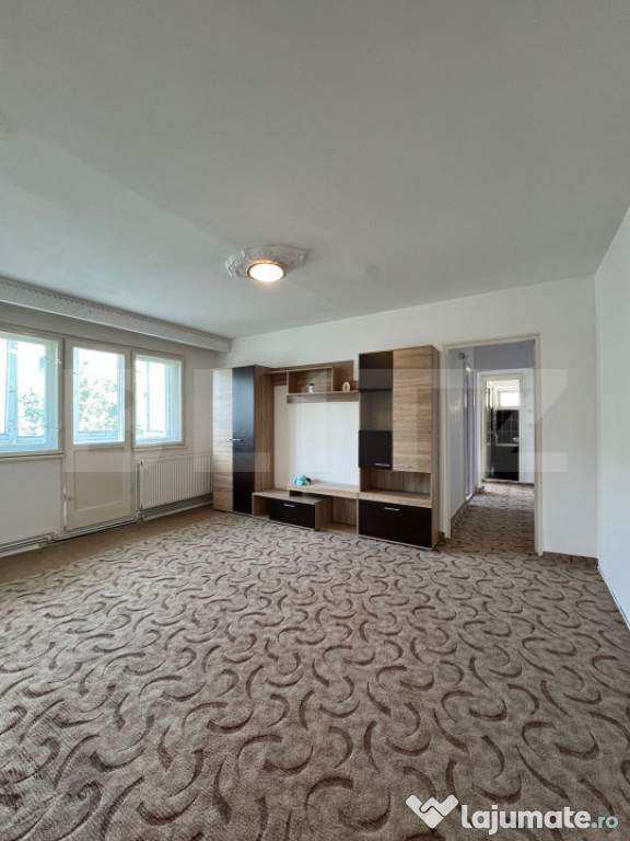 Apartament cu 3 camere, 60mp, zona micro 3