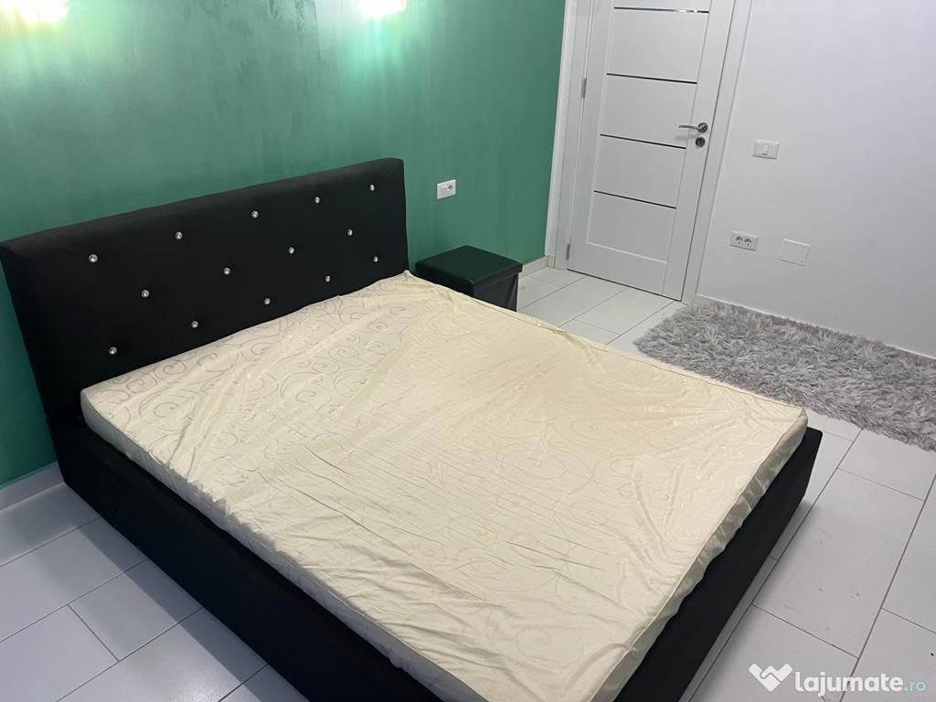 Apartament spațios cu 3 camere, situat pe Bulevardul Dem Rădulescu