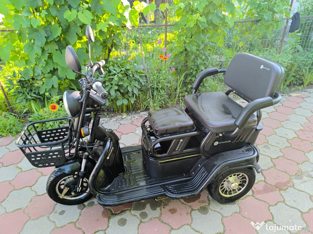 Triciclu electric