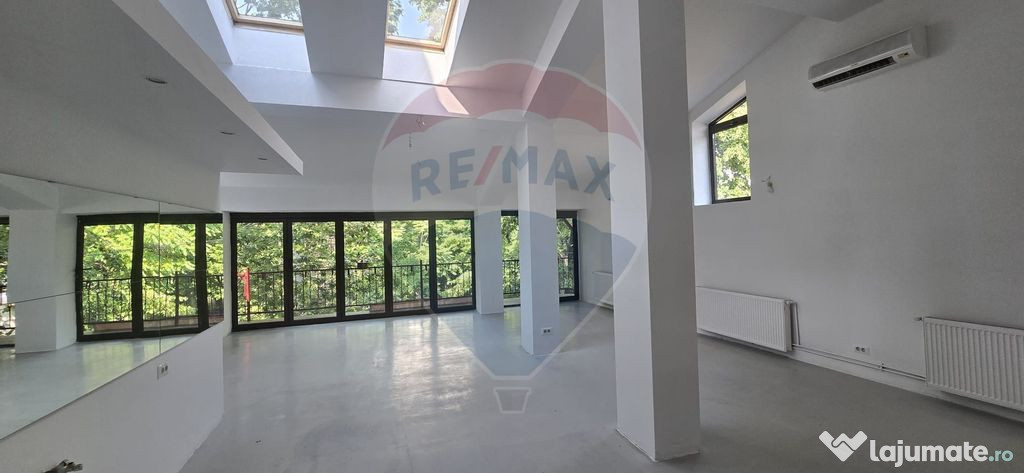 De închiriat – Spațiu 100 mp cu balcon generos, zonă...