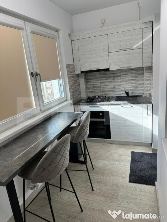 Apartament cu 2 camere, 60 mp, zona Decebal Residence