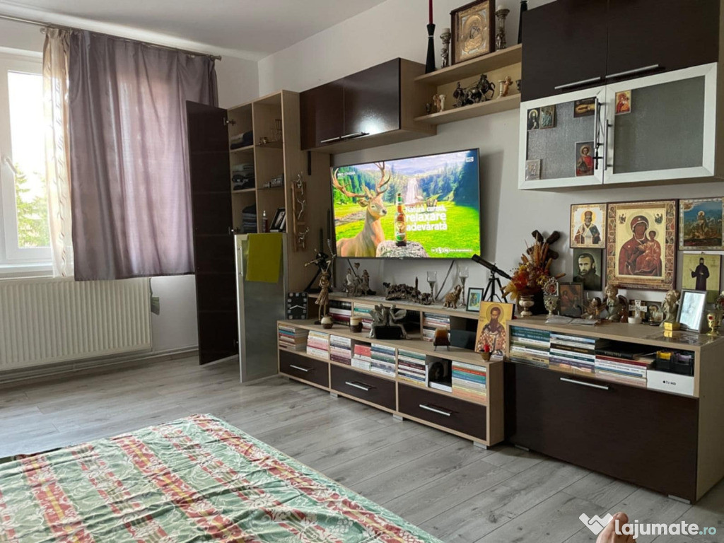 Apartament de 3 camere zona ASTRA