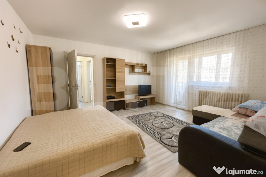 Apartament 2 camere, renovat, balcon inchis – aproape de ?