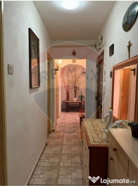 Apartament spațios și primitor – 2 camere, etaj 2 –...