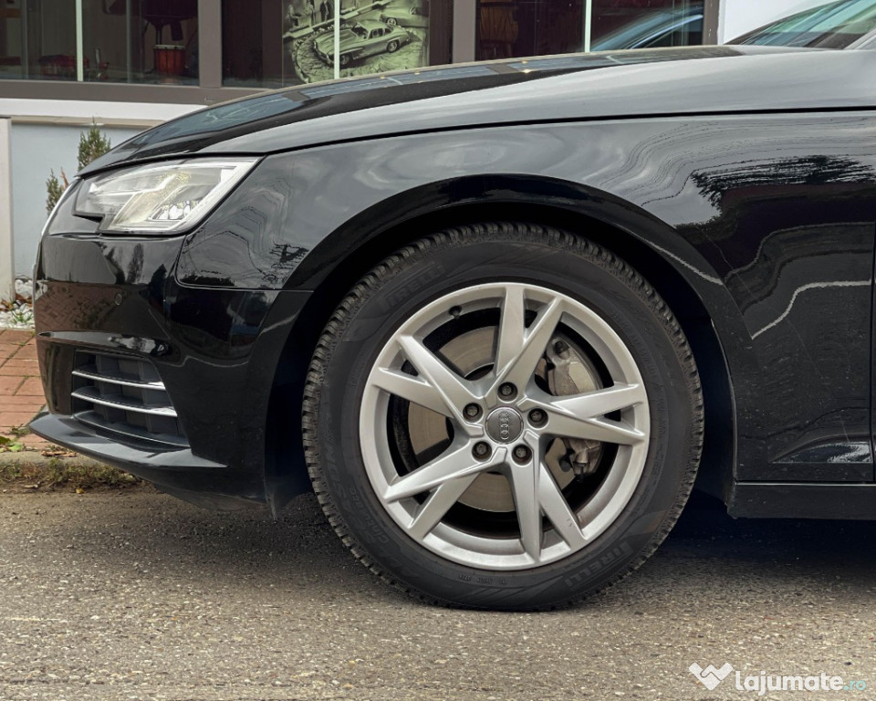 Audi A4 B9 Sport Avant 2017 2.0TDI 190 cai S-Tronic Alcantara