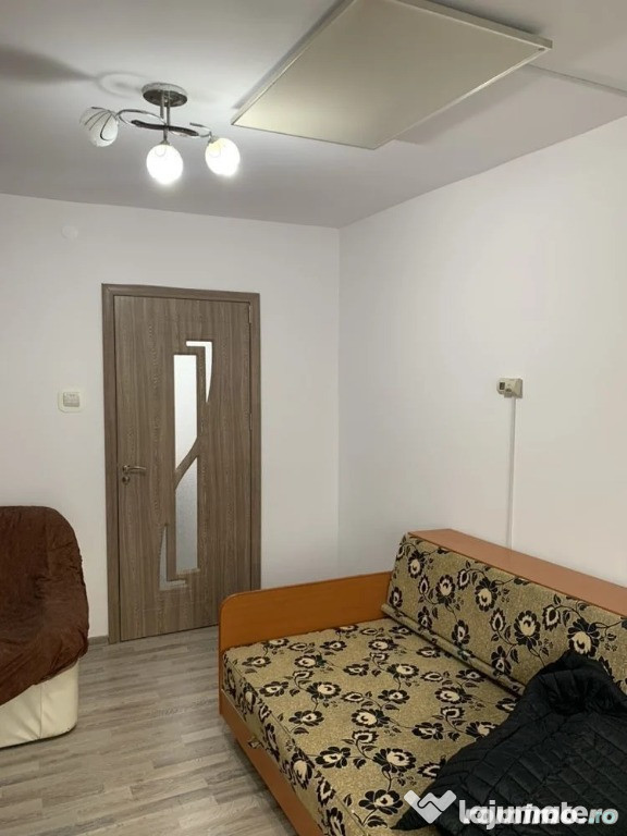1 camera in zona Girocului