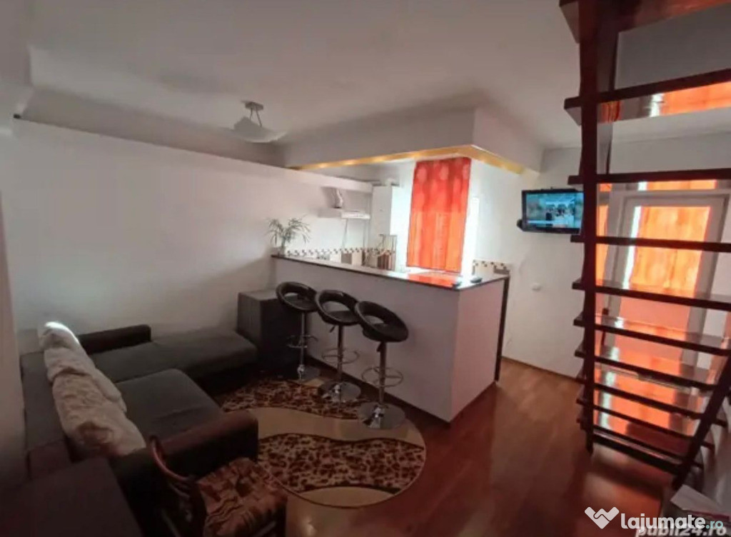 Apartament 3 camere, decomandat - zona Garii