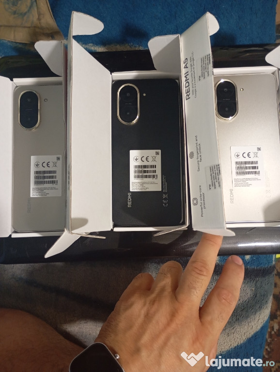 Telefoane mobile Xiaomi Redmi A5 Noi la cutie