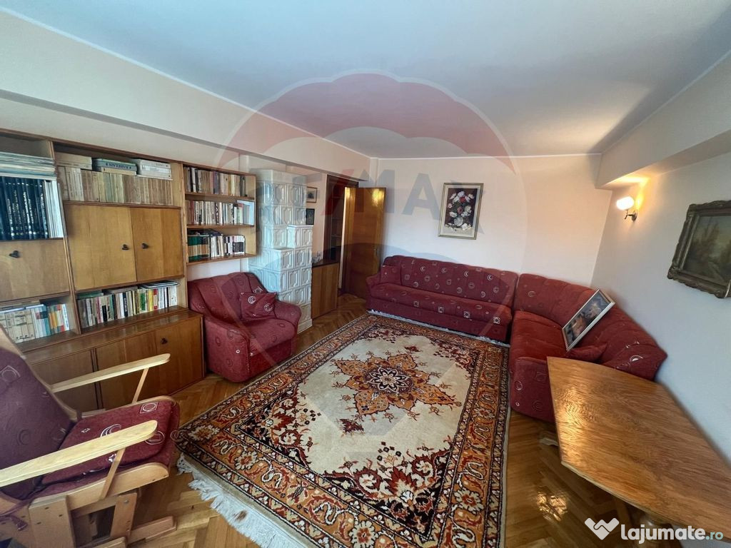 Apartament 3 camere si garaj în zona BCR