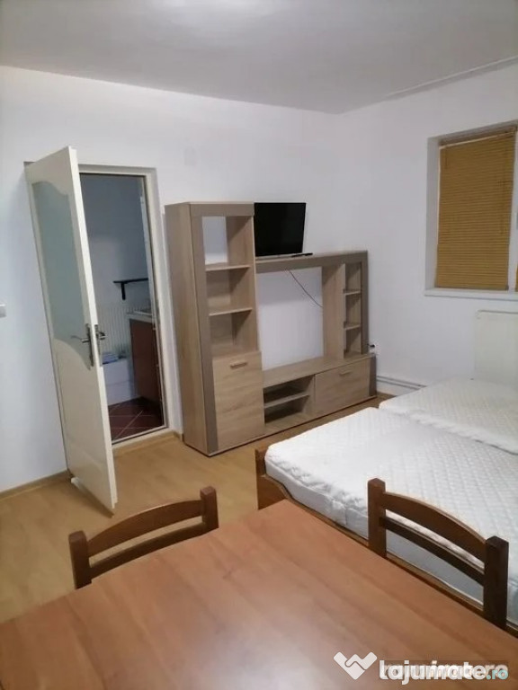 1 camera in zona Balcescu