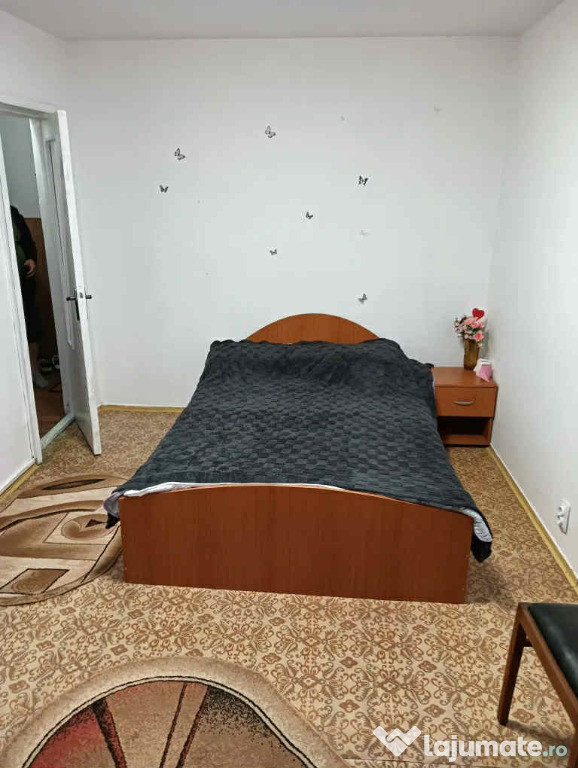 Apartament 2 camere, decomandat - zona Astra