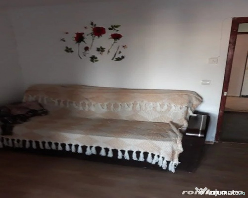 1 camera in zona Blascovici