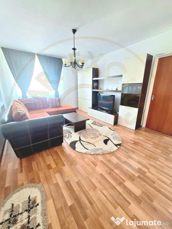 Apartament 3 camere Trivale complex 1 stradal