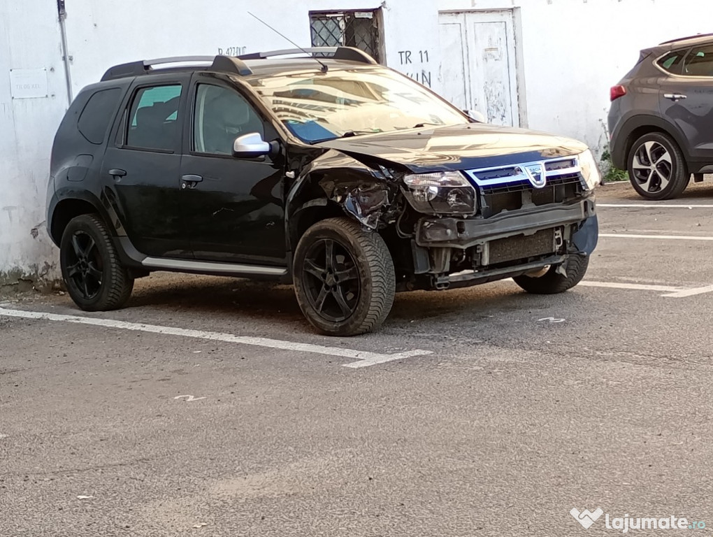 Dacia Duster Avariata