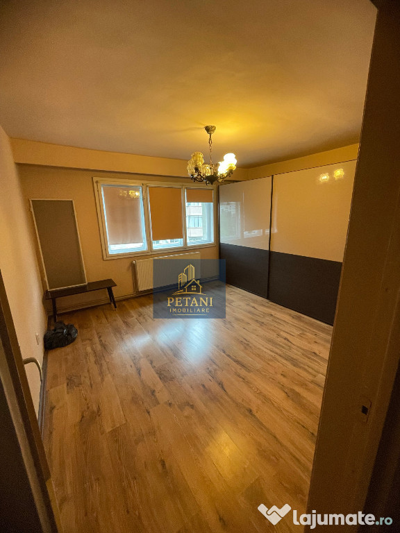 Vă propunem spre vânzare un apartament spațios și luminos.
