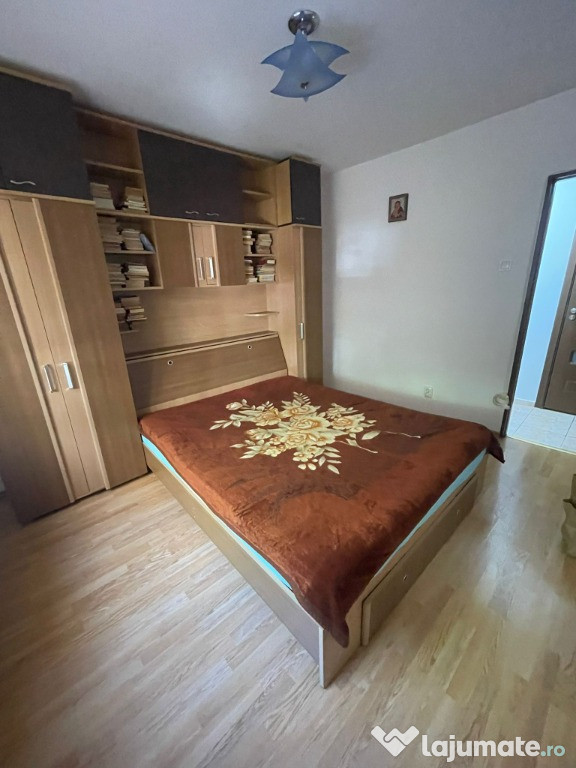 Apartament 3 Camere Aparatorii Patriei