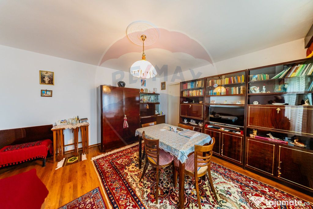 Apartament cu 2 camere de vânzare Strada Postavului