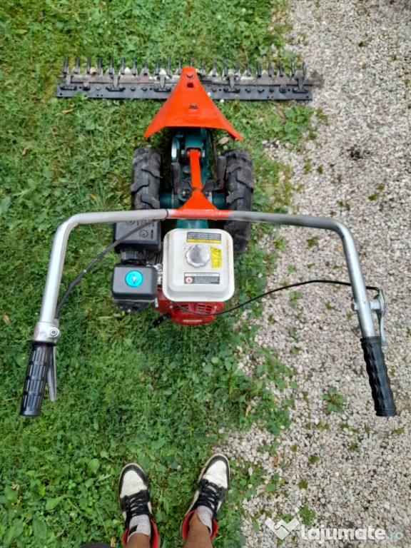 Motocoasă cu lamă 115 cm, 7CP, 4T – Ca nouă, folosită 1 ora