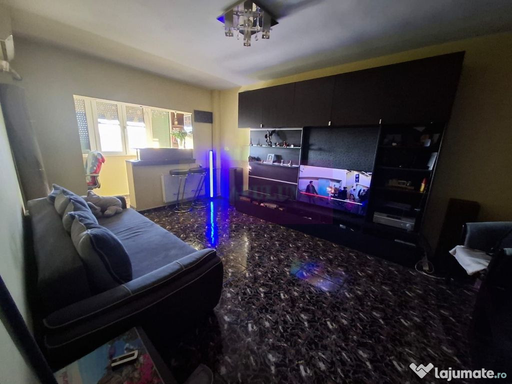 Vanzare apartament 3 camere in zona Piata Muncii, metrou