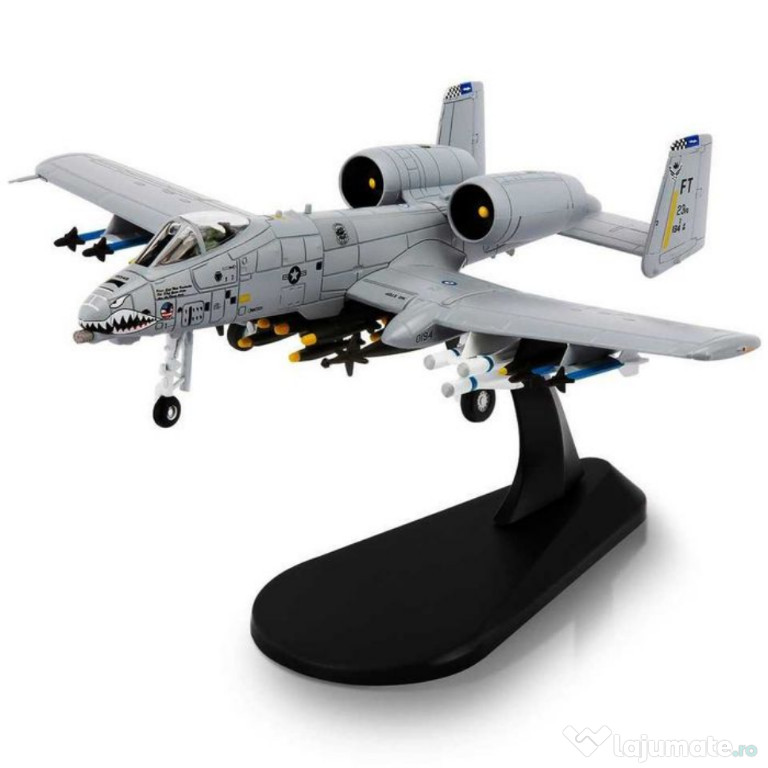 Macheta avion metalica A10 Warthog Thunderbolt II 1:100 17cm