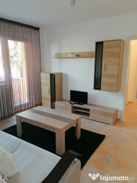 Apartament 2 camere, decomandate, zona Astra.