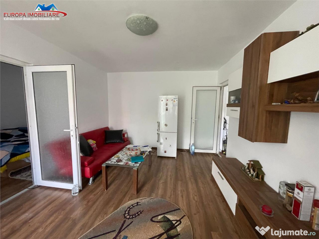 Apartament 3 camere de zona 23 August Tulcea