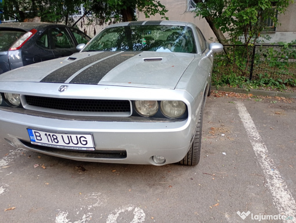 Auto Dodge challenger
