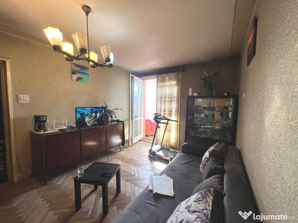 4 Camere | Titan- Minis | 2x Balcoane | 83 Mp | Decomandat.