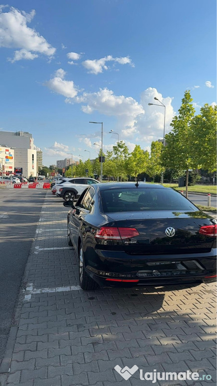 Volskwagen passat berlină