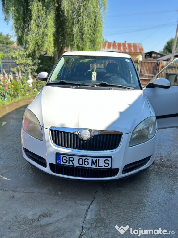 Vând Skoda Fabia 1.2 benzină