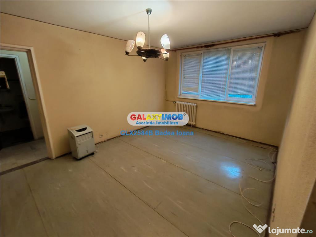 Apartament 3 camere etaj 3/4 - Metrou 1 Decembrie - Titan