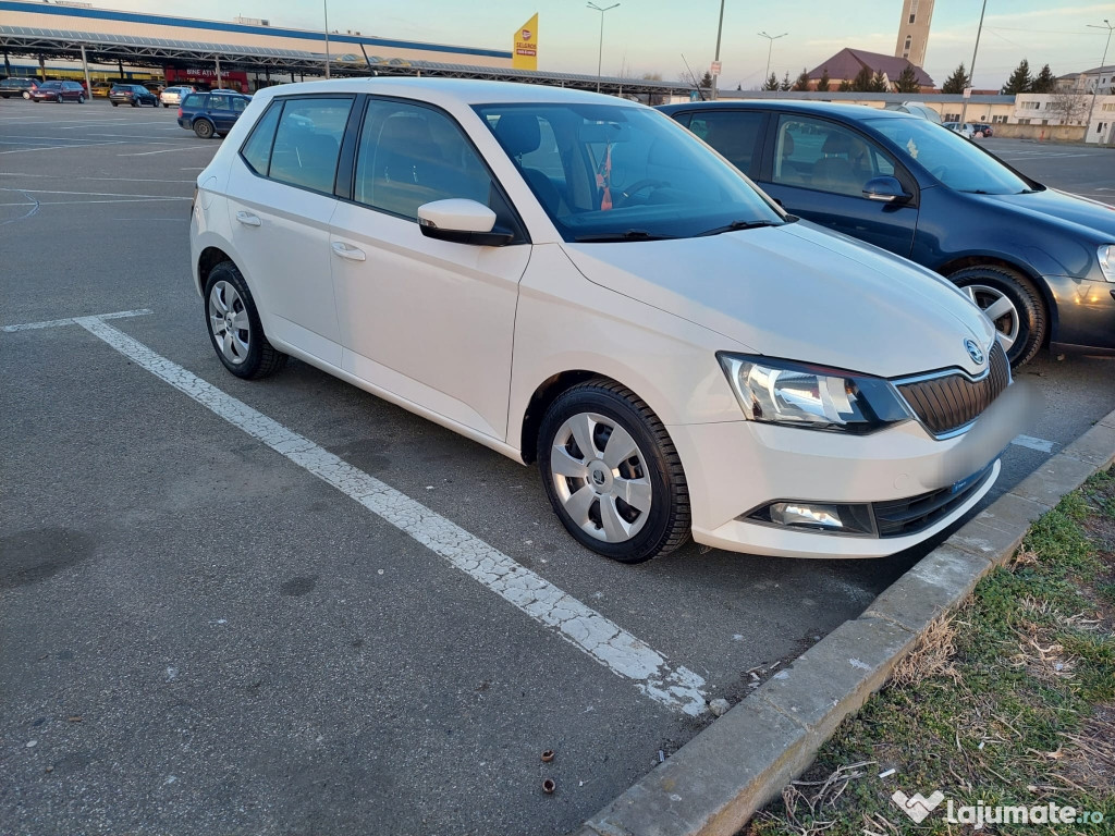 Skoda Fabia benzina și gpl