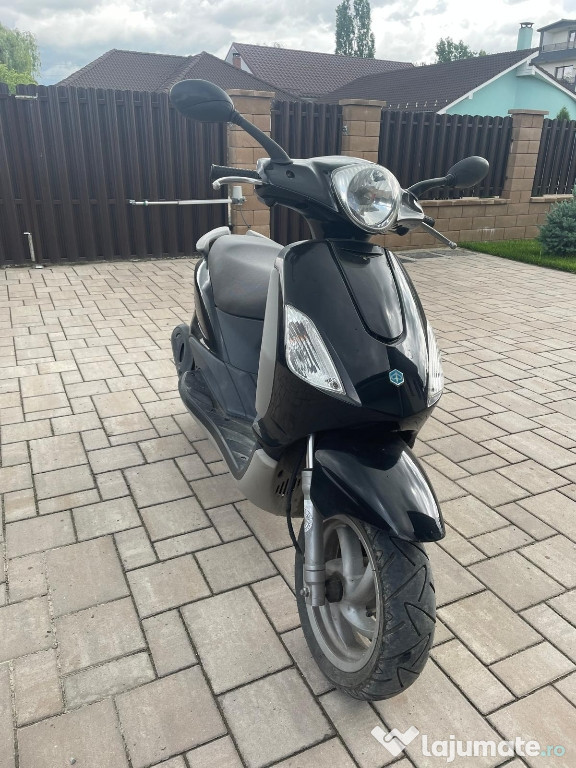 Scuter Piaggio 50 cm