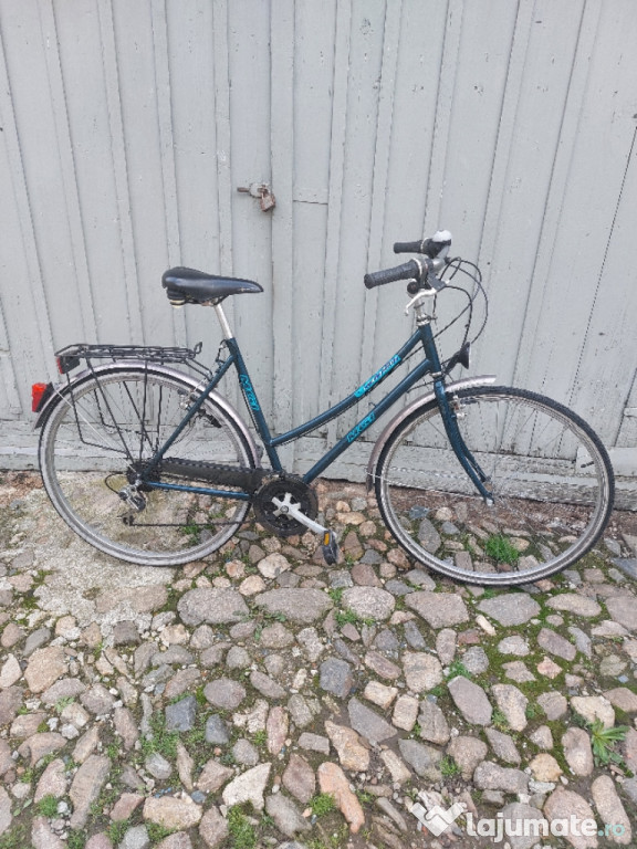 Vând bicicleta de dama