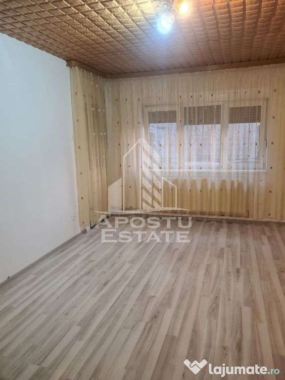 Apartament cu 3 camere, decomandat, ultra-central, piata ...