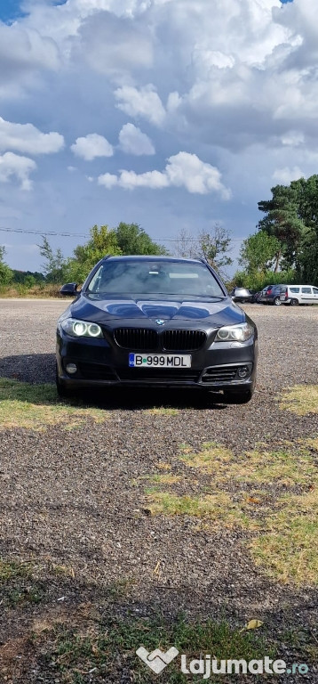 BMW Seria 5 F11 520 D an 2014