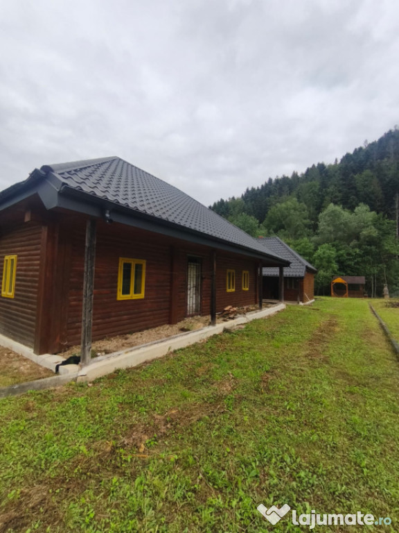 Casa de vacanta , zoana Soarecului , Marginea