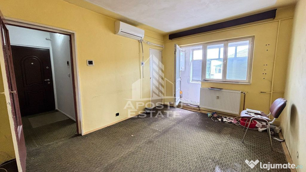 Garsoniera de 25 mp cu balcon, centrala proprie