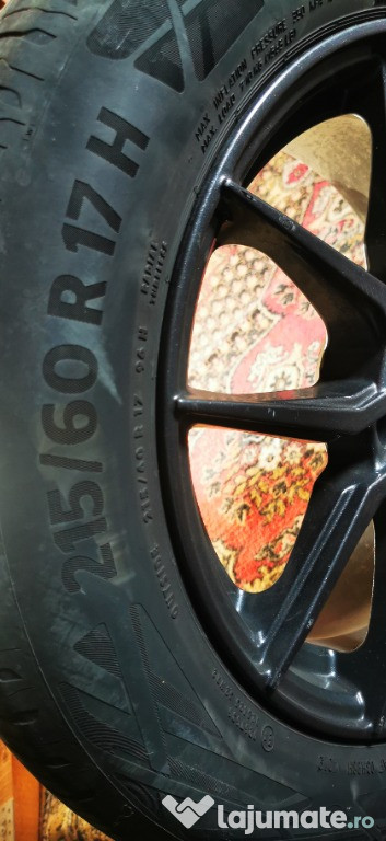 Cauciucuri de vară Continental 215 60r17
