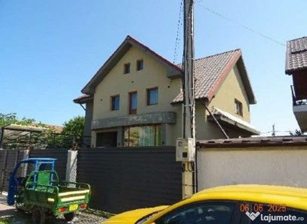 Casa si teren Navodari. ID: R2659151
