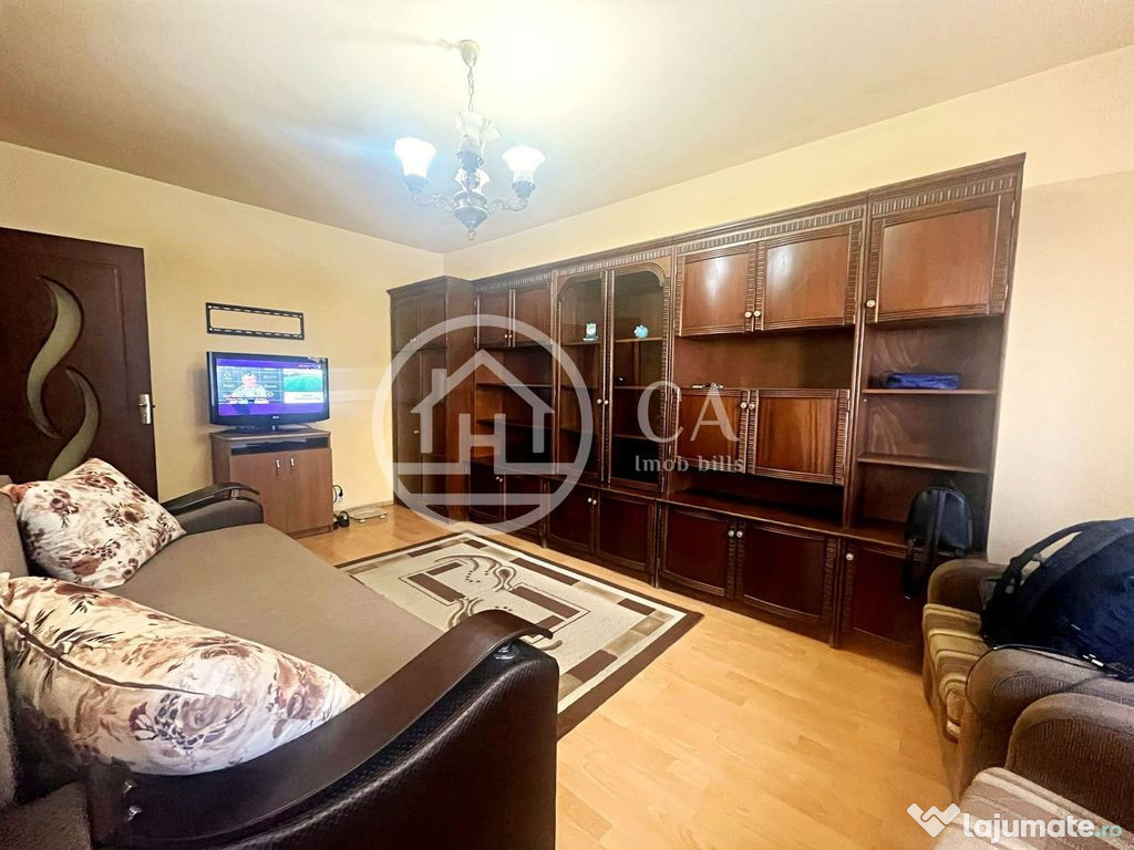 Apartament cu 3 camere de inchiriat in zona Rogerius, Oradea