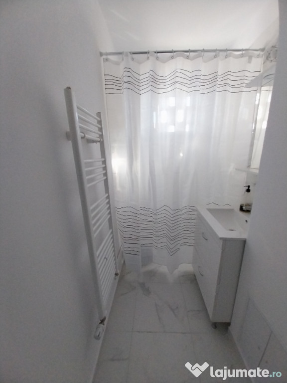 Apartament de închiriat