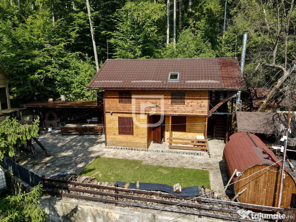 ???? Casă/Cabană pe malul Lacului Bicaz, ciubăr&saună
