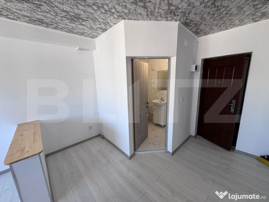 Garsonieră de vânzare, etaj 4, zona Micro 12