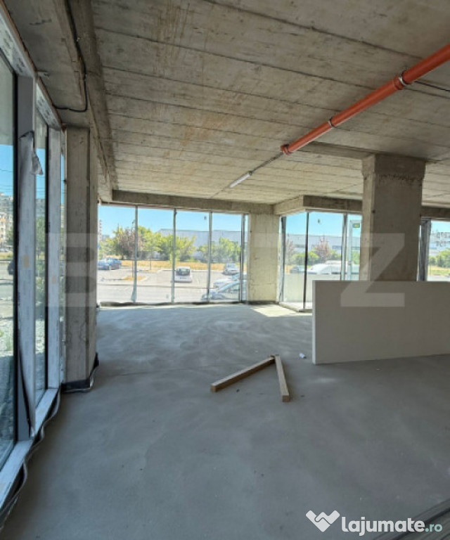 Spațiu comercial, 165 mp, zona Între Lacuri