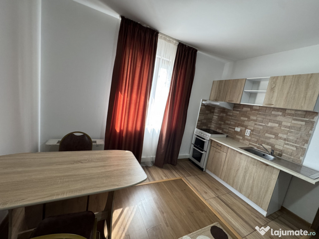 Apartament 32 mp, semidecomandat, 2 camere-Bariera