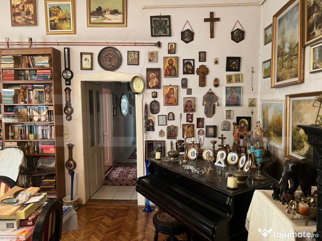 Casă de patrimoniu, stil clasic, ultracentral – Teren 134