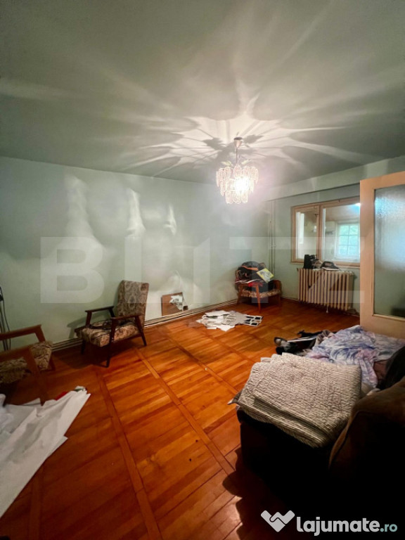 Apartament de 3 camere, decomandat, 2 bai, 80 mp, Zorilor