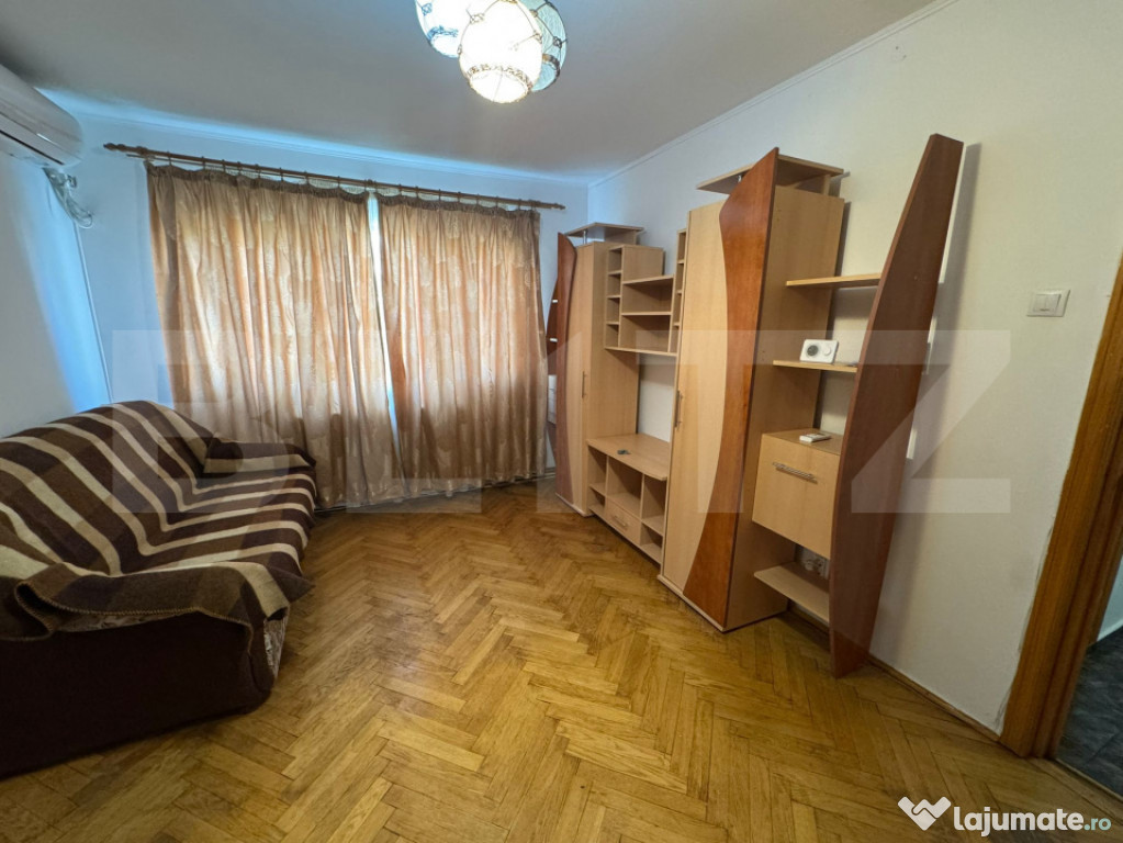 Apartament de 2 camere, etaj 1/4, bulevardul Tutora